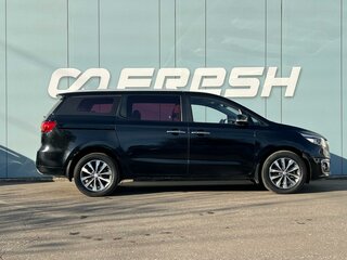 2017 Kia Carnival III, чёрный, 2290000 рублей, вид 5