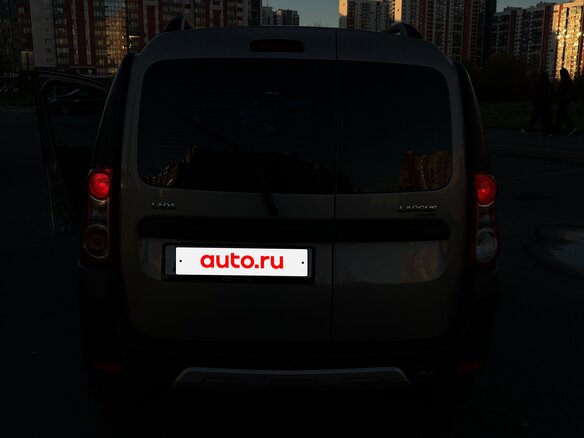 2015 Lada (ВАЗ) Largus Cross I, серый, 670000 рублей - вид 5