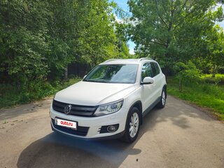 2013 Volkswagen Tiguan I Рестайлинг, белый, 1520000 рублей, вид 2