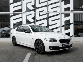 2013 BMW 5 серии 528i xDrive VI (F10/F11/F07) Рестайлинг, белый, 2100000 рублей, вид 1