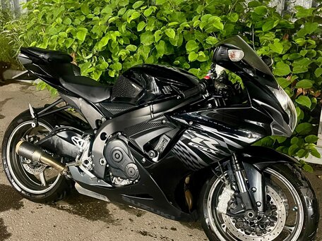 2015 Suzuki GSX-R 600, чёрный, 700000 рублей, вид 2