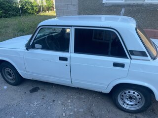 1999 Lada (ВАЗ) 2107, белый, 60000 рублей, вид 4