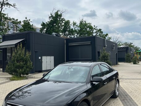 2013 Audi A8 Long III (D4), чёрный, 2040000 рублей, вид 4