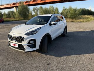 2019 Kia Sportage IV Рестайлинг, белый, 2400000 рублей, вид 2