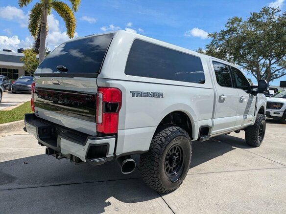 2026 Ford F-350, серебристый, 13750000 рублей - вид 2