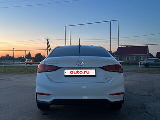 2017 Hyundai Solaris II, белый, 1150000 рублей, вид 4