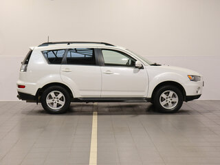 2011 Mitsubishi Outlander II Рестайлинг, белый, 1179000 рублей, вид 5
