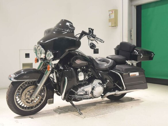 2009 Harley-Davidson Electra Glide, чёрный, 877000 рублей - вид 3