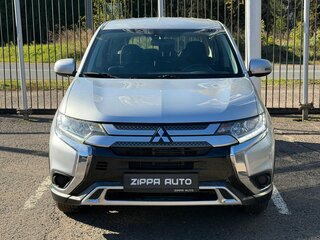 2018 Mitsubishi Outlander III Рестайлинг 3, серебристый, 2159000 рублей, вид 2