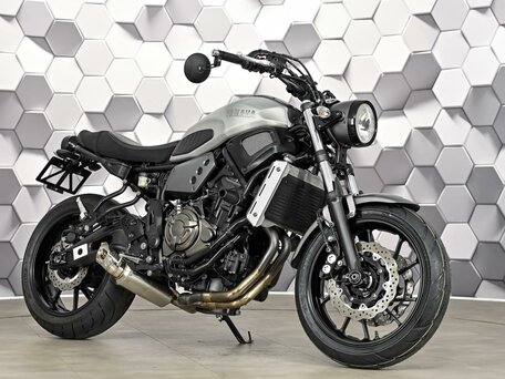 2018 Yamaha XSR700, серый, 677000 рублей, вид 1