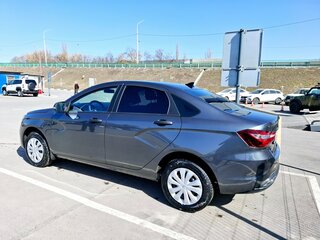 2026 Lada (ВАЗ) Vesta I Рестайлинг (NG), серый, 1636000 рублей, вид 3