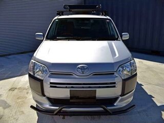 2023 Toyota Probox I Рестайлинг, серебристый, 1017000 рублей, вид 4