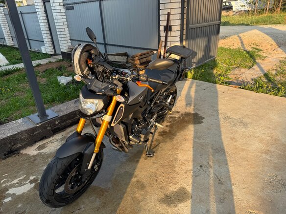 2015 Yamaha MT-09 (FZ-09), серый, 670000 рублей - вид 7