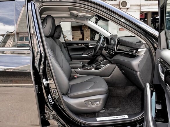 2026 Toyota Highlander IV (XU70), чёрный - вид 11