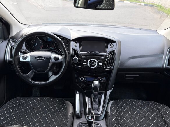 2013 Ford Focus III, красный, 680000 рублей - вид 8