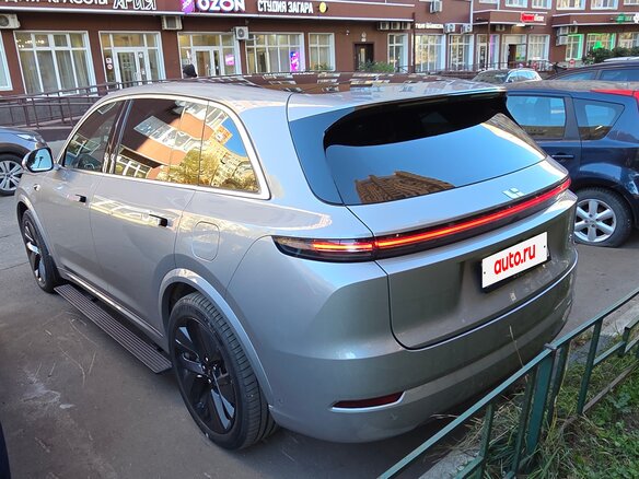 2025 Li Auto (Lixiang) L7 52.3 kWh I Рестайлинг, серебристый, 7999999 рублей - вид 7