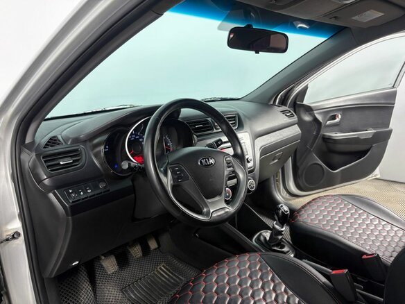 2016 Kia Rio III Рестайлинг, серебристый, 960000 рублей - вид 11