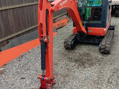 2013 Kubota Миниэкскаваторы, красный, 3300000 рублей, вид 4