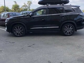 2023 Chery Tiggo 8 Pro e+, чёрный, 2950000 рублей, вид 3