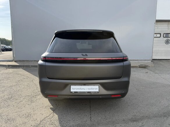 2023 Li Auto (Lixiang) L8 42.8 kWh I, серый, 5800000 рублей - вид 3