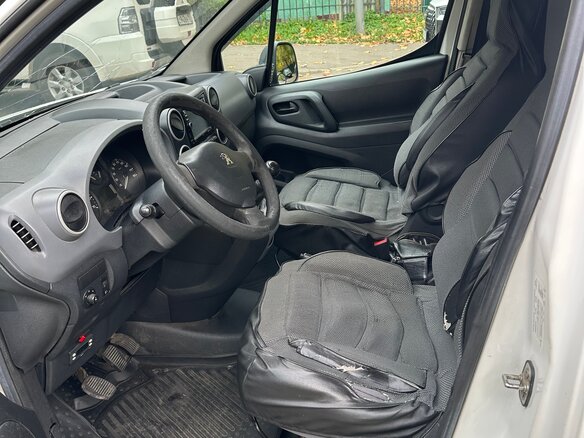 2012 Peugeot Partner, белый, 500000 рублей - вид 7