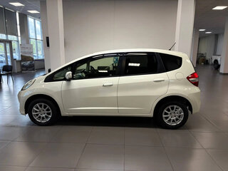 2012 Honda Fit II, белый, 840000 рублей, вид 2