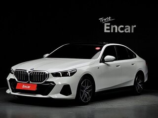 2025 BMW 5 серии 523d xDrive VIII (G60/G61/G68), белый, 9900000 рублей, вид 1