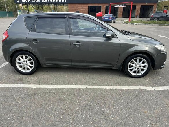 2011 Kia Ceed I Рестайлинг, серый, 590000 рублей - вид 6