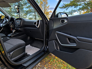 2020 Kia Soul III, чёрный, 1800000 рублей, вид 5