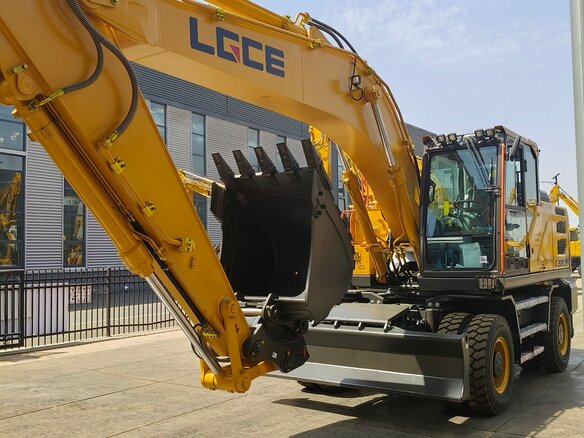 2025 LGCE E7210H, жёлтый, 13900000 рублей - вид 5