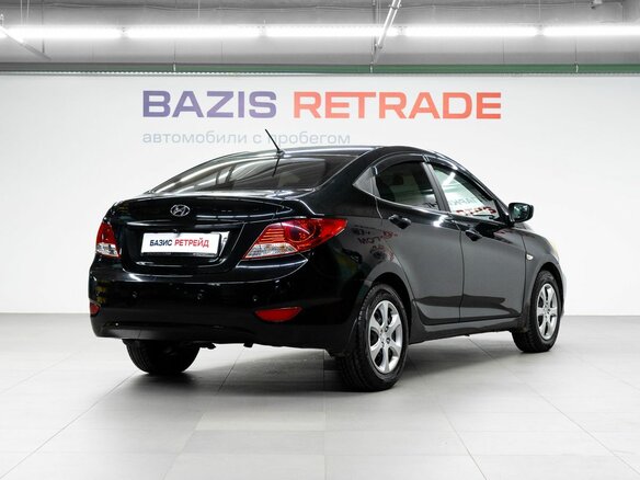 2011 Hyundai Solaris I, чёрный - вид 4