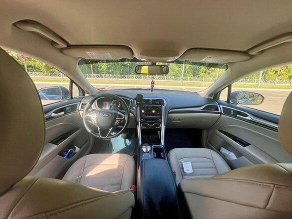 2018 Ford Fusion (North America) II Рестайлинг, синий, 1300000 рублей - вид 13