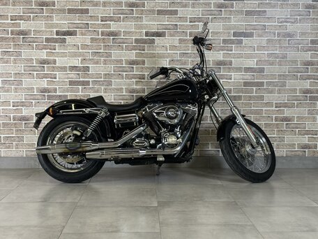 2011 Harley-Davidson Dyna Super Glide, чёрный, 885000 рублей, вид 1