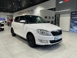 2014 Skoda Fabia II Рестайлинг, белый, 780000 рублей, вид 3