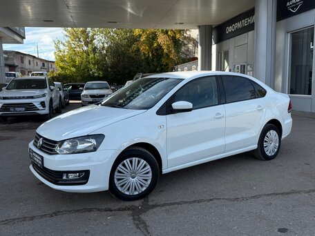 2018 Volkswagen Polo V Рестайлинг, белый, 1240000 рублей, вид 2