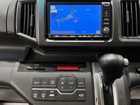 2011 Honda Stepwgn Spada IV, чёрный, 1350000 рублей - вид 20