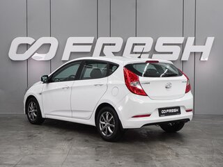 2015 Hyundai Solaris I Рестайлинг, белый, 979000 рублей, вид 2