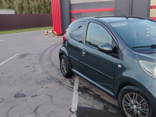 2010 Peugeot 107 I Рестайлинг, серый, 380000 рублей, вид 5