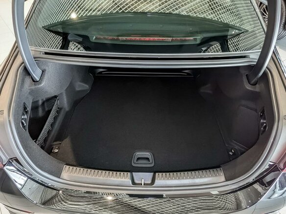 2026 Mercedes-Benz E-Класс 300 VI (W214, S214), чёрный, 9800000 рублей - вид 6