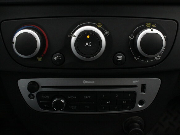 2014 Renault Fluence I Рестайлинг, бежевый, 980000 рублей - вид 14