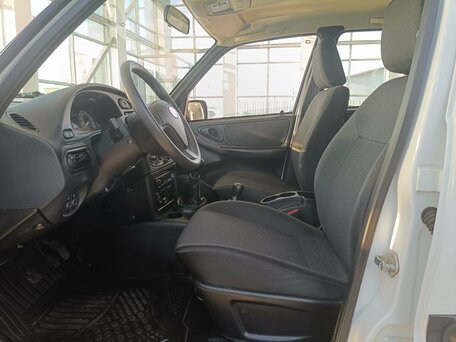 2024 Lada (ВАЗ) Niva Travel I, белый, 1010000 рублей, вид 5