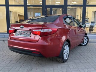2012 Kia Rio 5-speed III, красный, 675000 рублей, вид 4