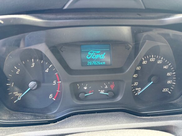 2018 Ford Transit, чёрный, 2000000 рублей - вид 6