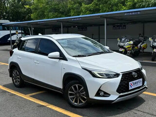 2021 Toyota Yaris L XP150 Рестайлинг, белый, 1060004 рублей, вид 3
