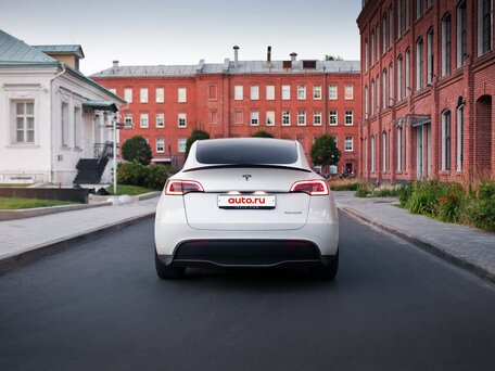 2022 Tesla Model Y Performance I, белый, 4900000 рублей, вид 5