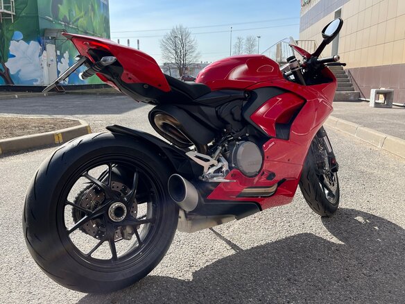 2021 Ducati Panigale V2, красный - вид 4