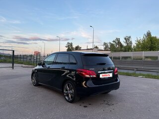 2015 Mercedes-Benz B-Класс 180 II (W246) Рестайлинг, чёрный, 1200000 рублей, вид 5