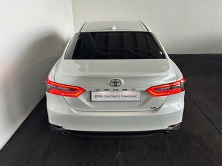 2019 Toyota Camry VIII (XV70), белый, 2540000 рублей, вид 5