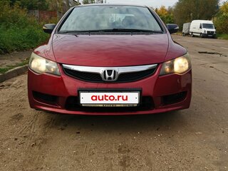 2009 Honda Civic VIII Рестайлинг, красный, 650000 рублей, вид 2