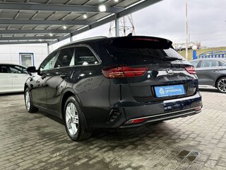 2019 Kia Ceed III, чёрный, 1679000 рублей, вид 3